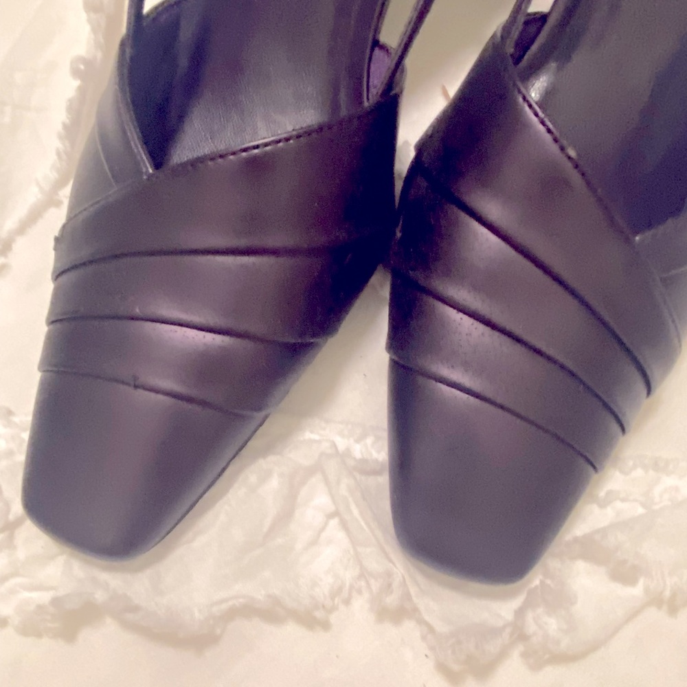 Very comfortable woman’s heels. Plum. Life Stride.